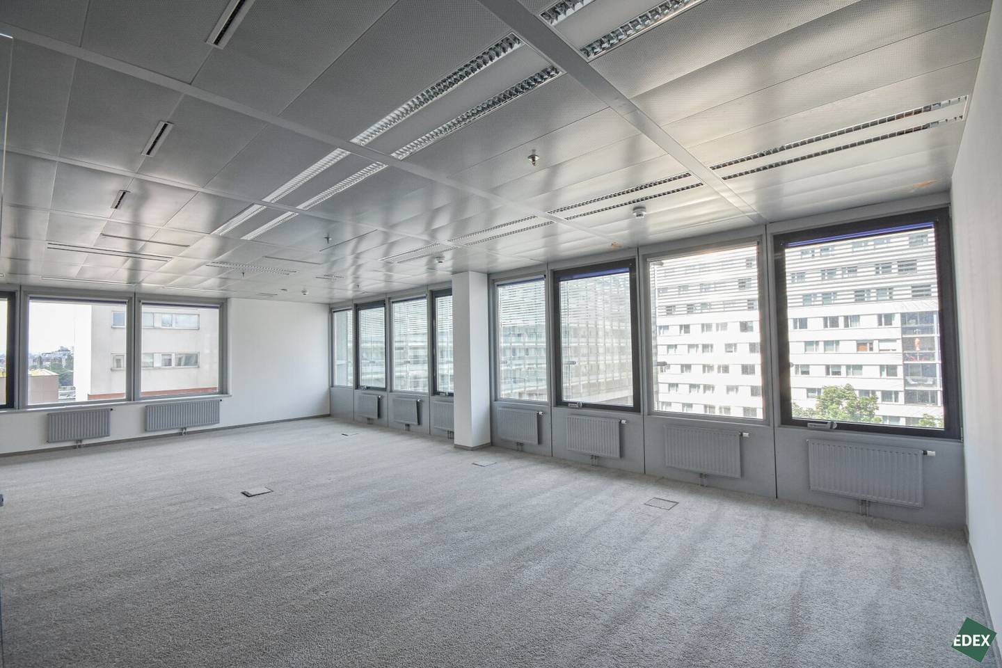 Attraktive Bürofläche mit Aussicht | Ares Tower