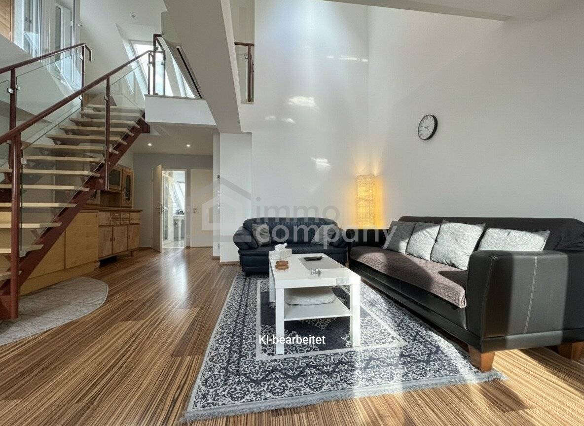 Dachgeschosswohnung mit Balkon nahe U1 Taubstummengasse