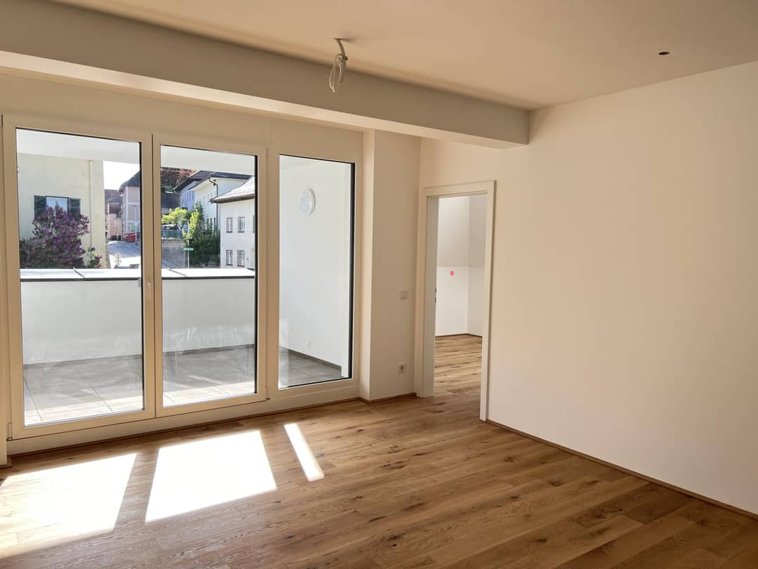 Newly built attic apartment with loggia and underground garage