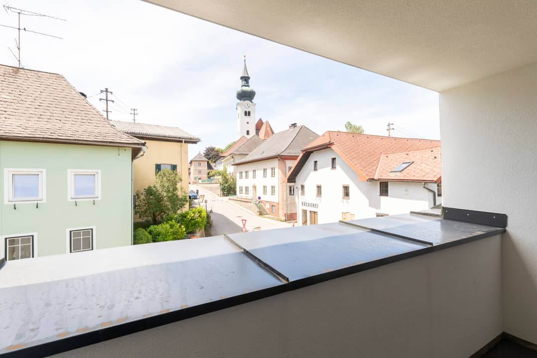 Newly built attic apartment with loggia and underground garage
