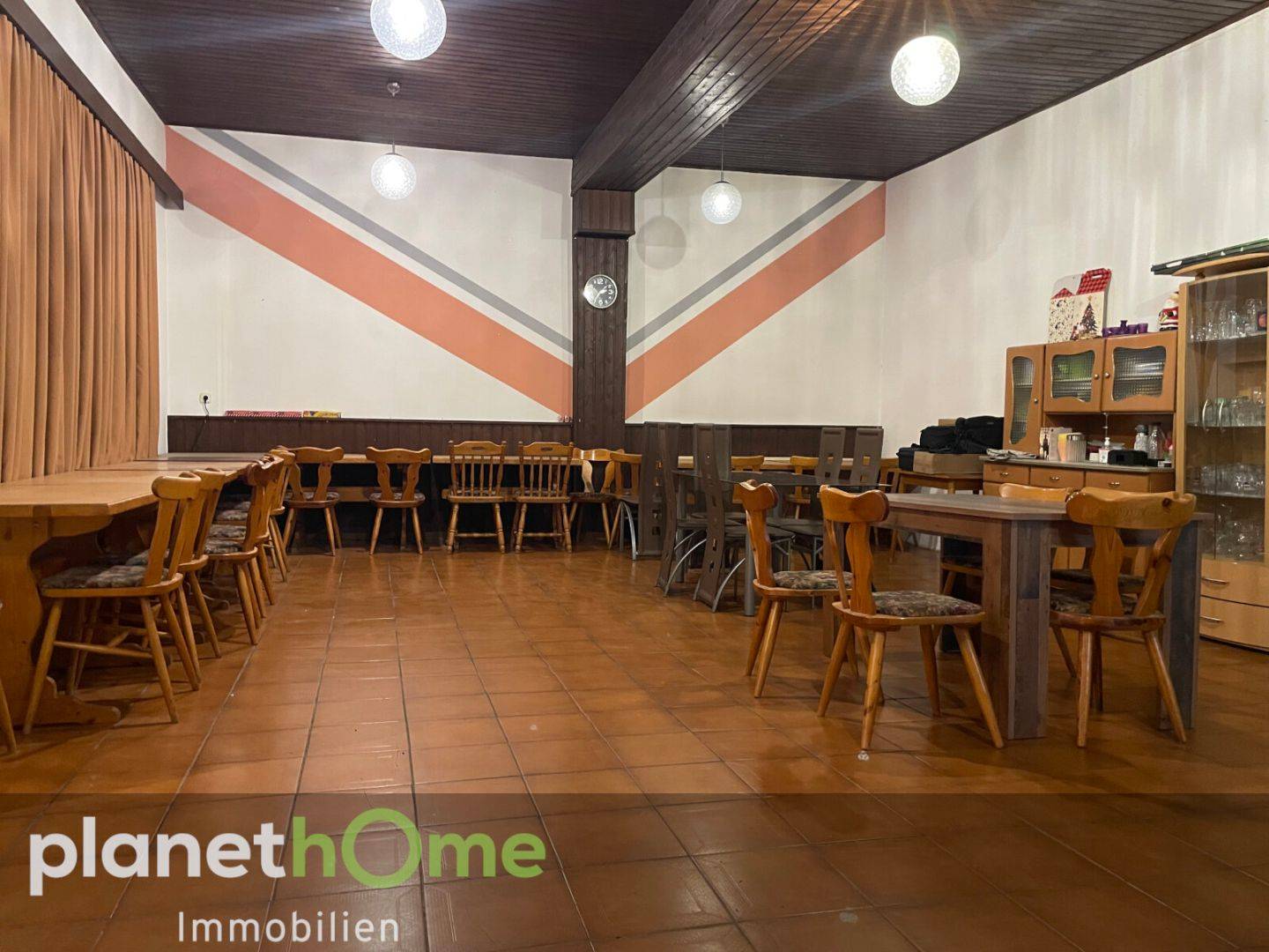 Charmantes ehemaliges Gasthaus mit Fremdenzimmern und Wohnung in Gols