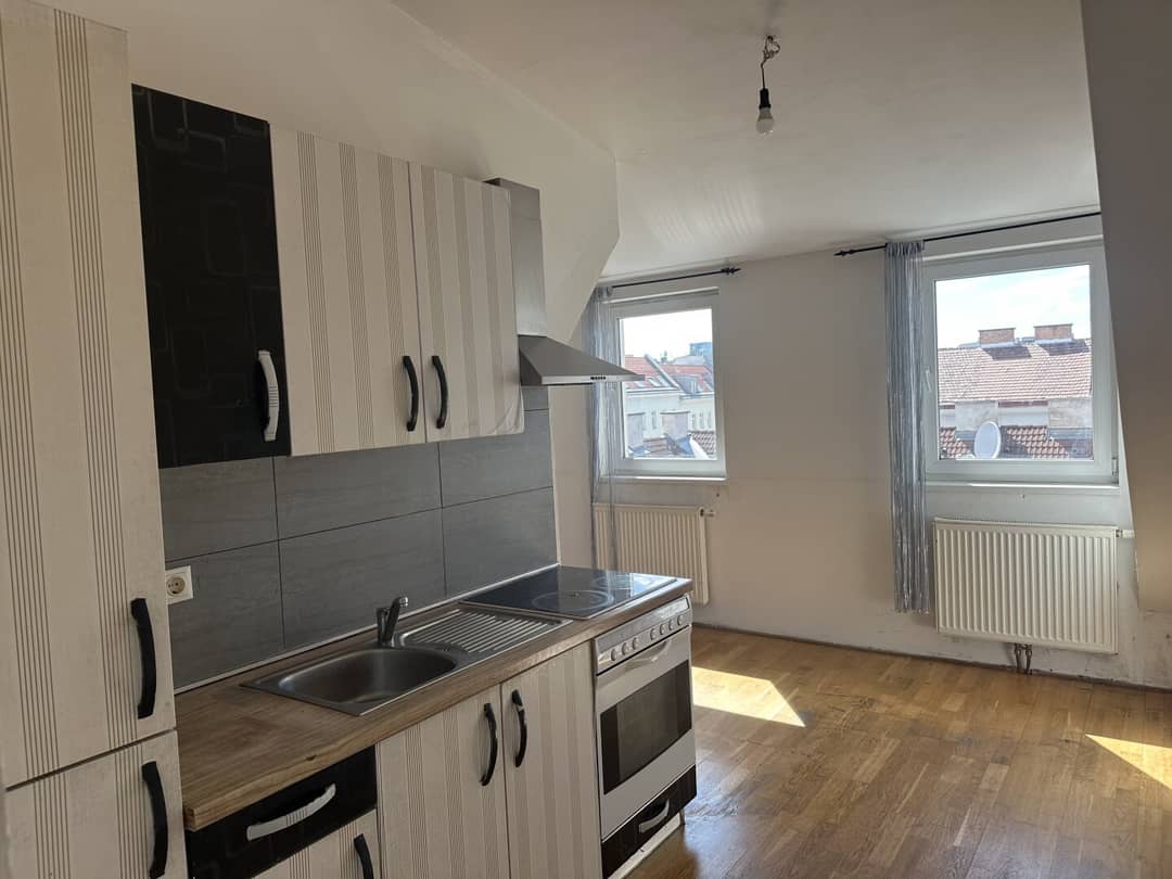 Wohnung nahe U1 Reumannplatz Altbau Charme