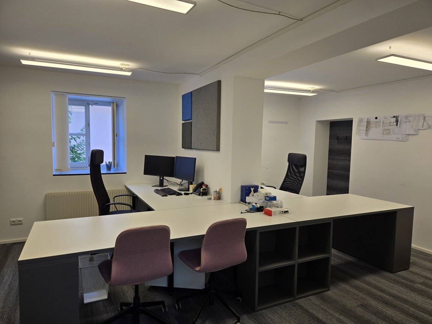 Neu sanierte Büro- / Praxisräume sehr zentral gelegen