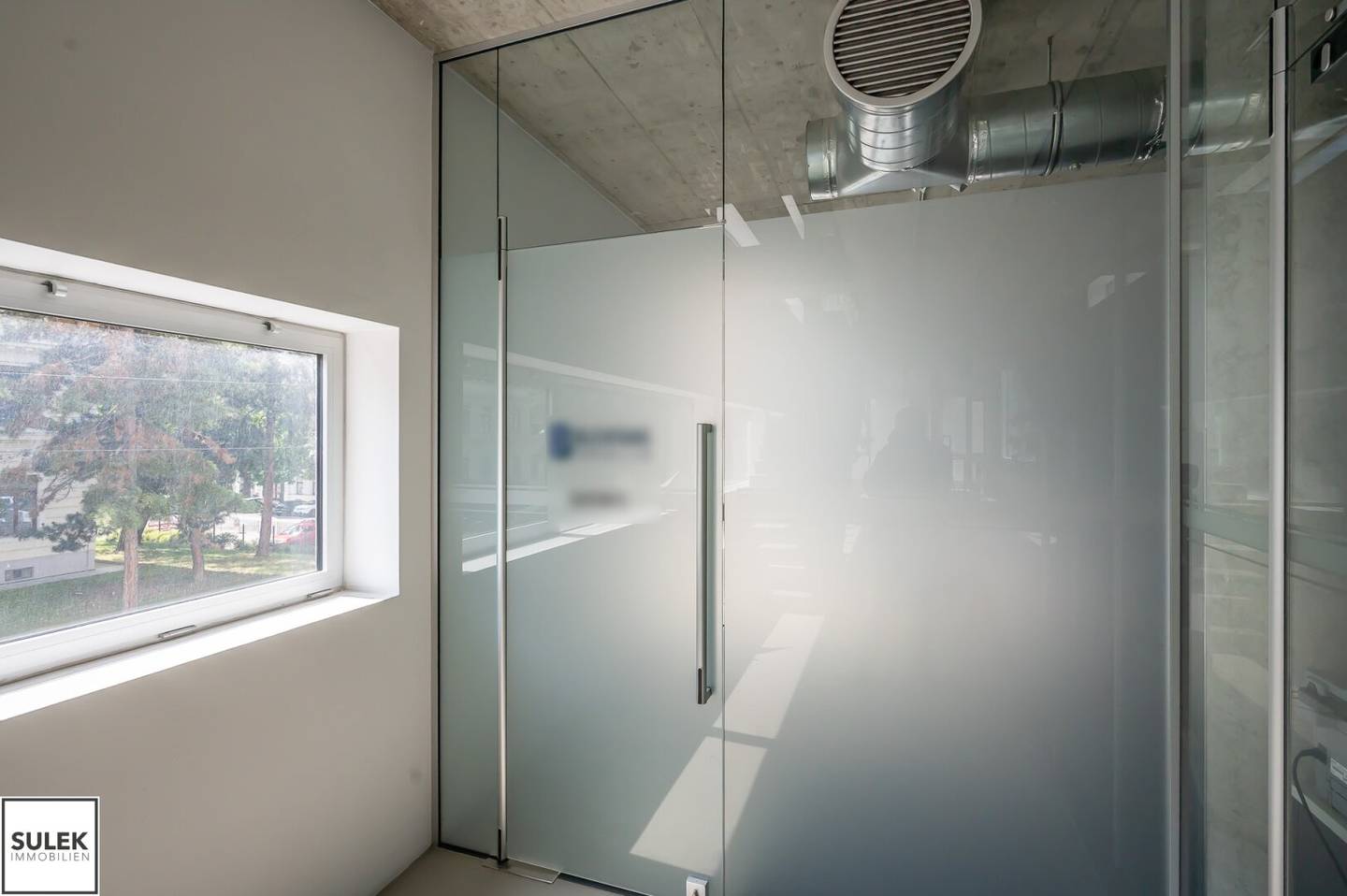 Office space in a modern office building with excellent transport links in Meidling (Fockygasse)