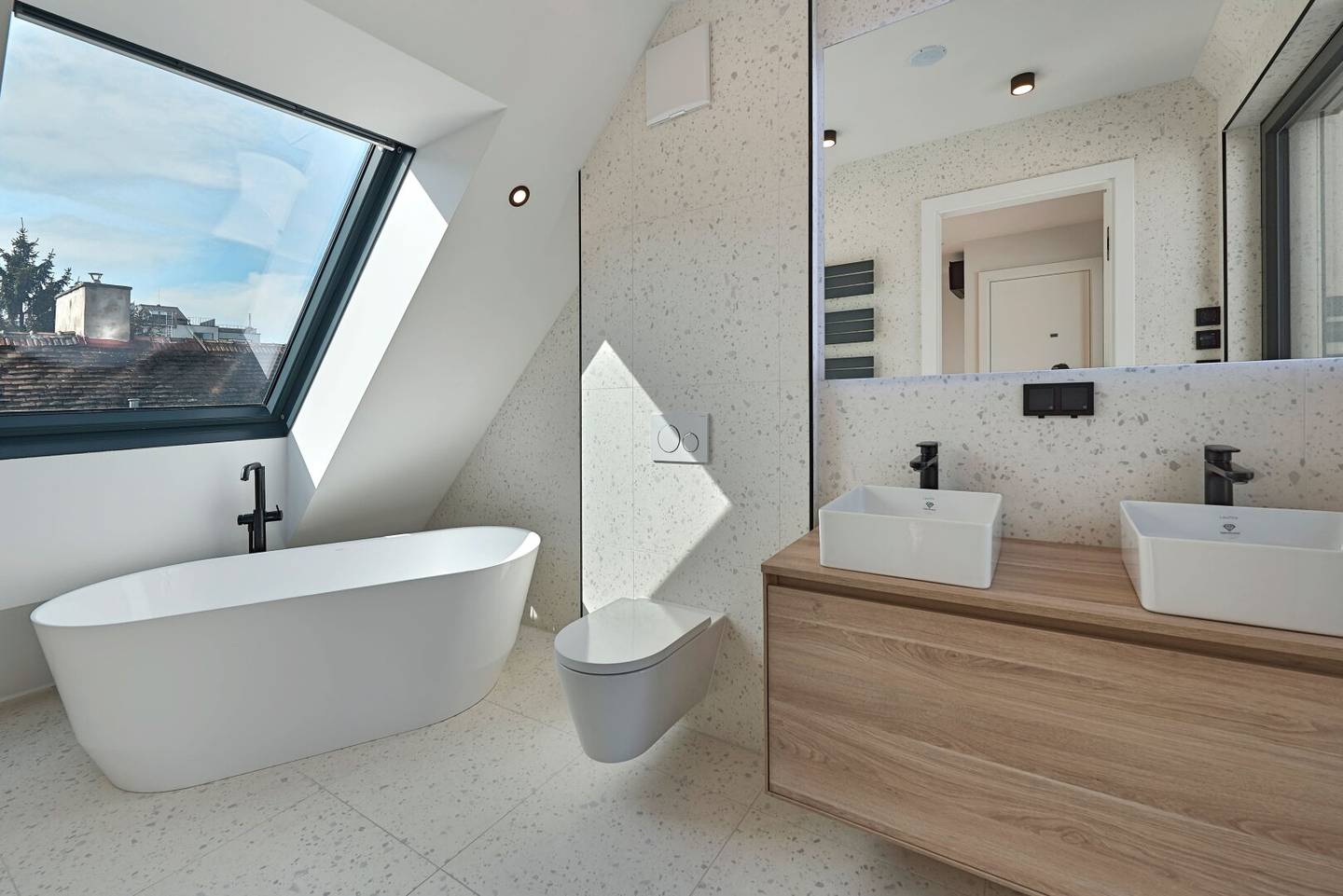 Krongasse 6 – Historic Charm Meets Modern Luxury