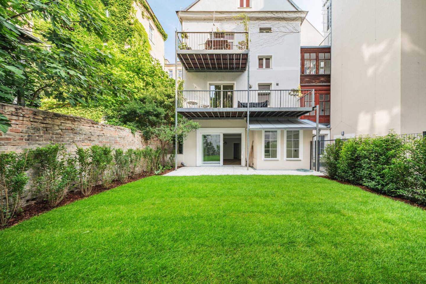 Krongasse 6 – Historic Charm Meets Modern Luxury
