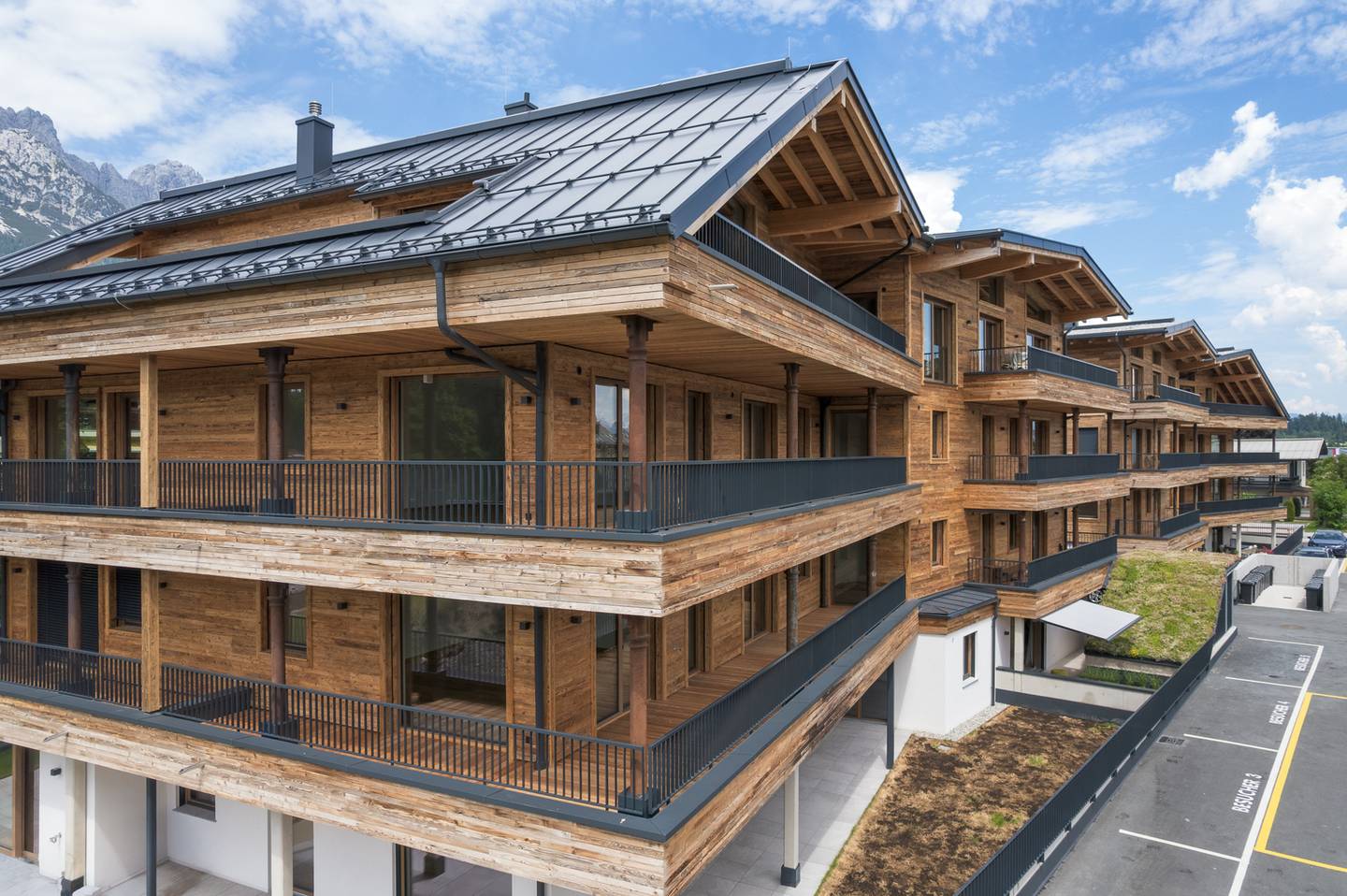 Apartment in new build with terrace and garden