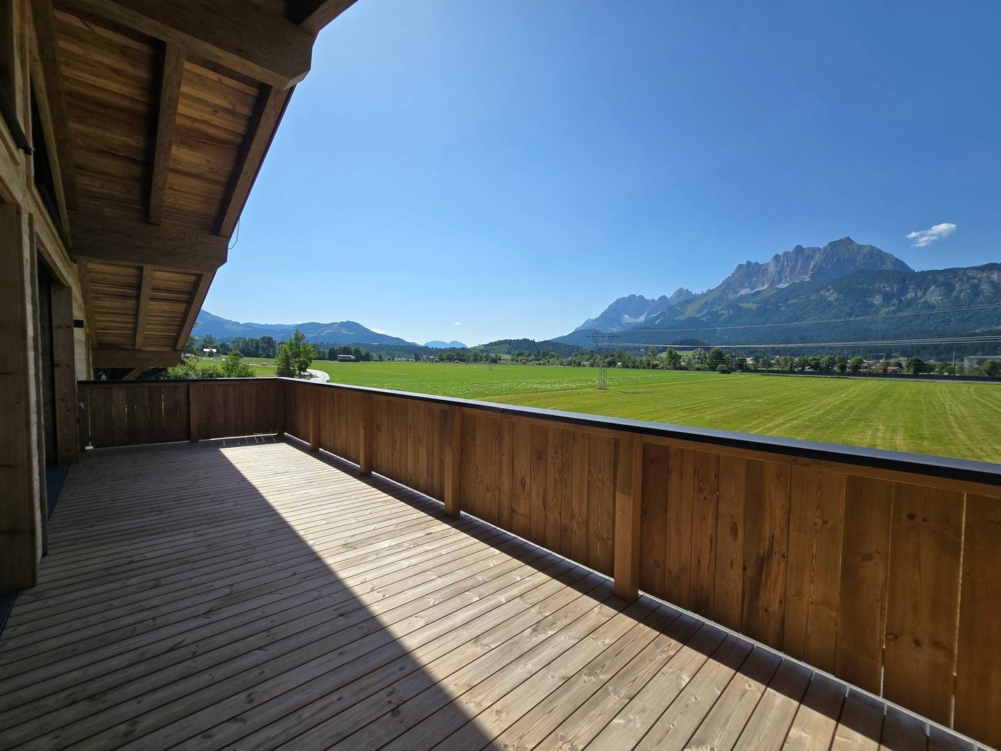 Top floor apartment with Kaiserblick and terrace