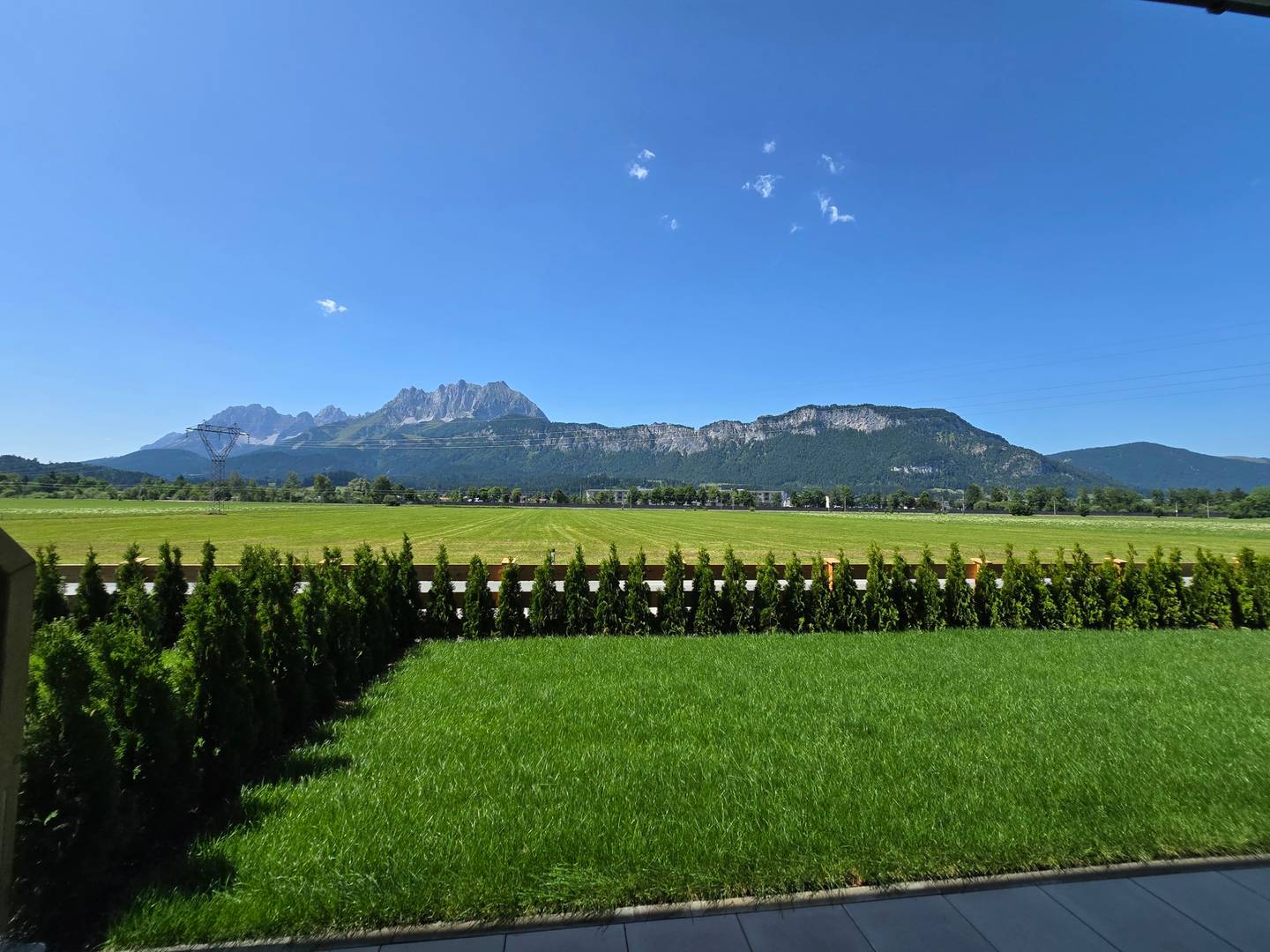 Neubauwohnung Blick aufs Kaisergebirge Terrasse