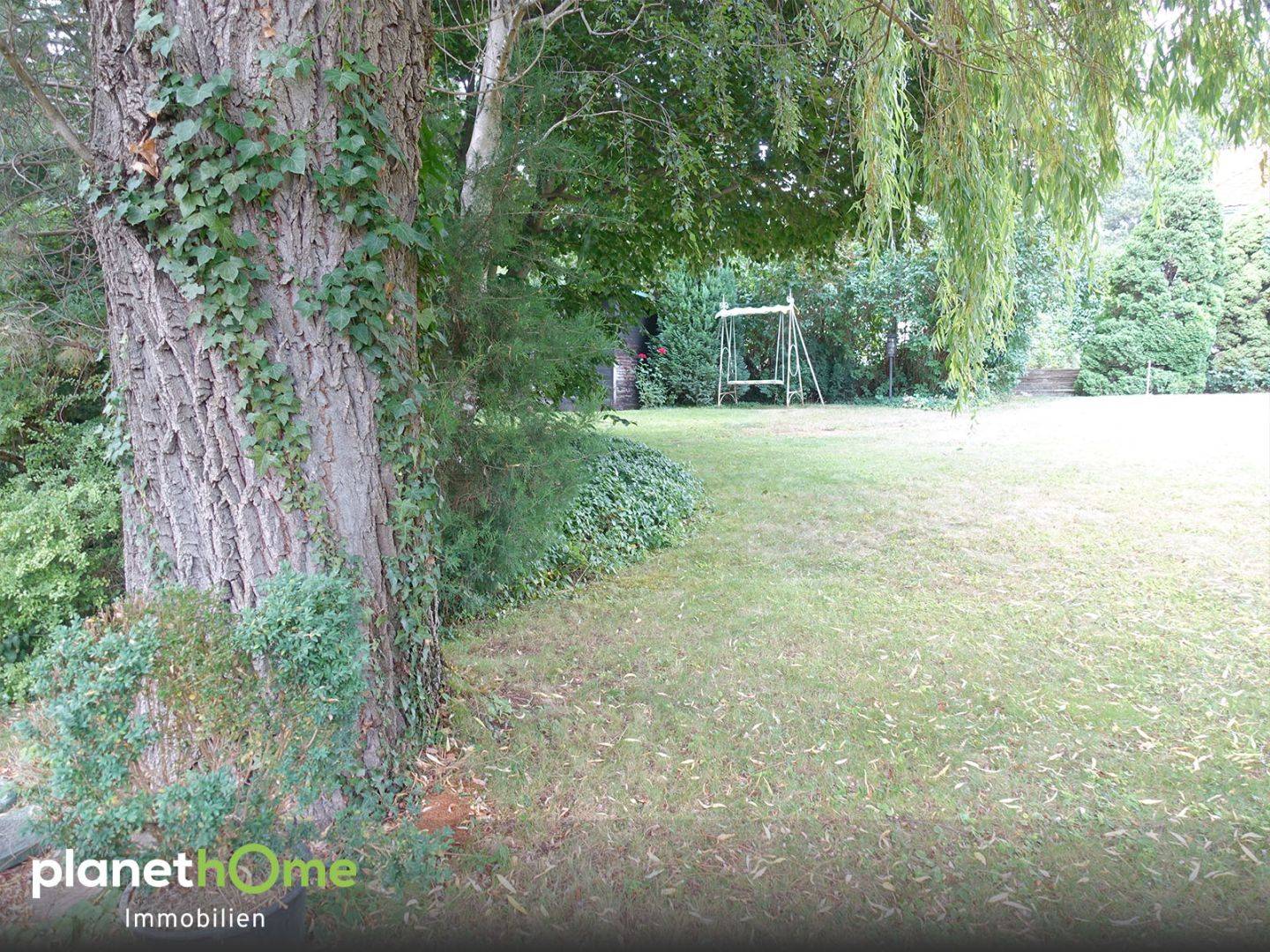 Grundstück am Küniglberg in Wien-Hietzing - 881 m², 2 Parzellen