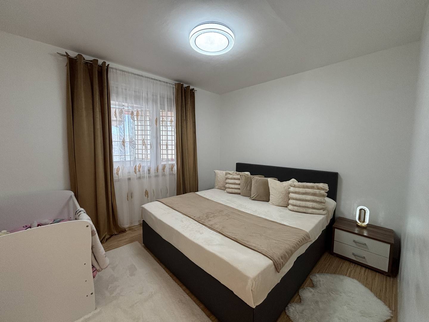 Familienhit:  4 Zimmer Wohnung-saniert-modern-sehr gepflegt