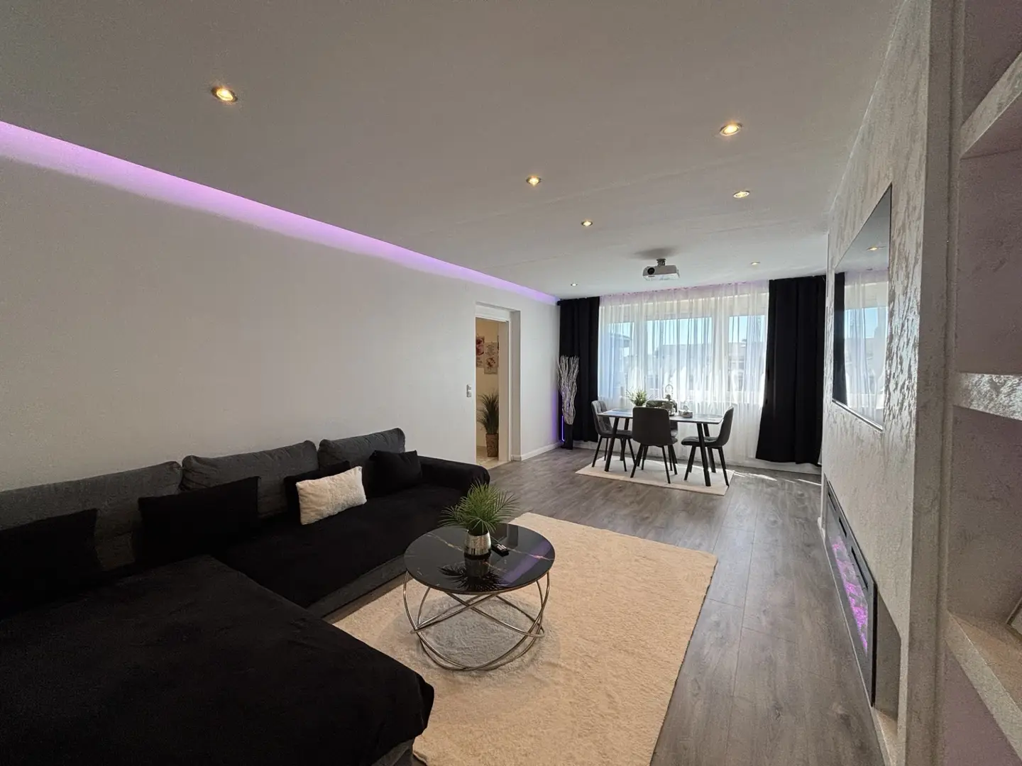 Familienhit: 4 Zimmer Wohnung-saniert-modern-sehr gepflegt