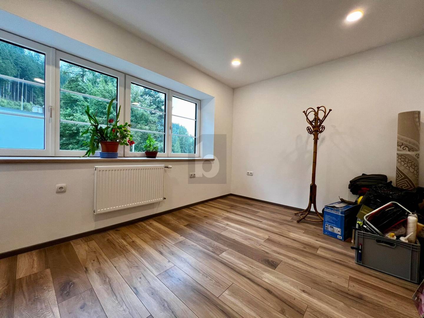 Zentrale teilbare Wohnung mit Stellplatz