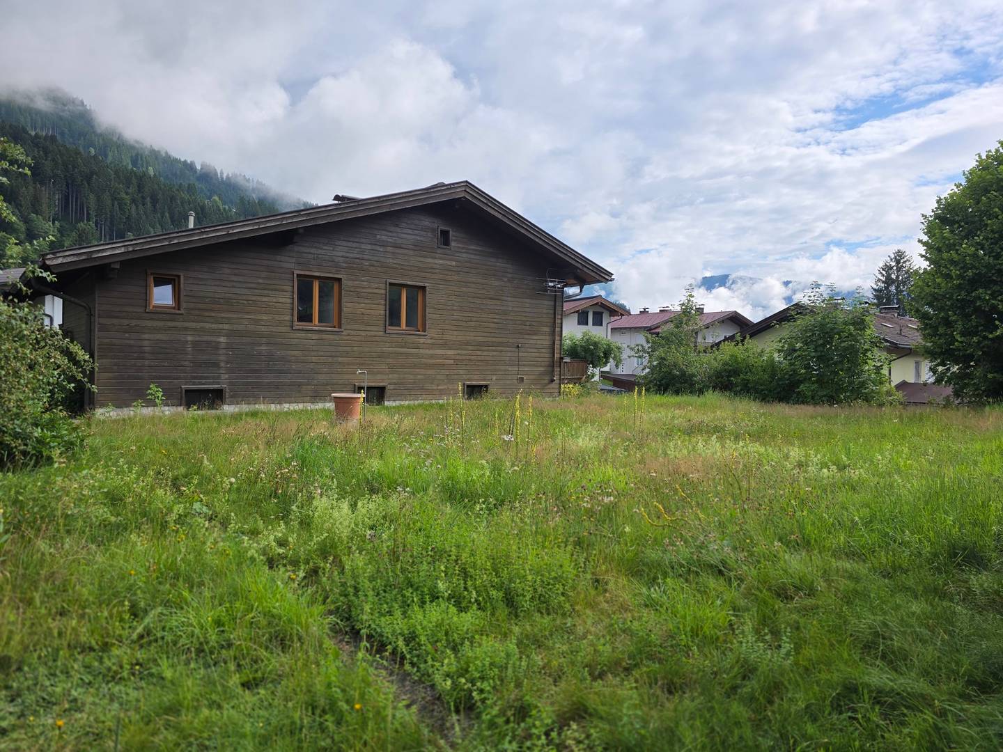 Investment apartment in a quiet sunny location with expansion options