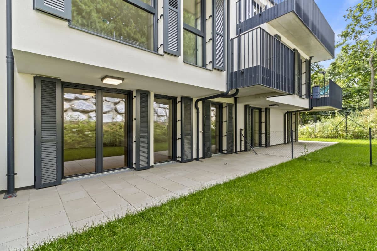 Wohnung Neubau mit hofseitigem Garten