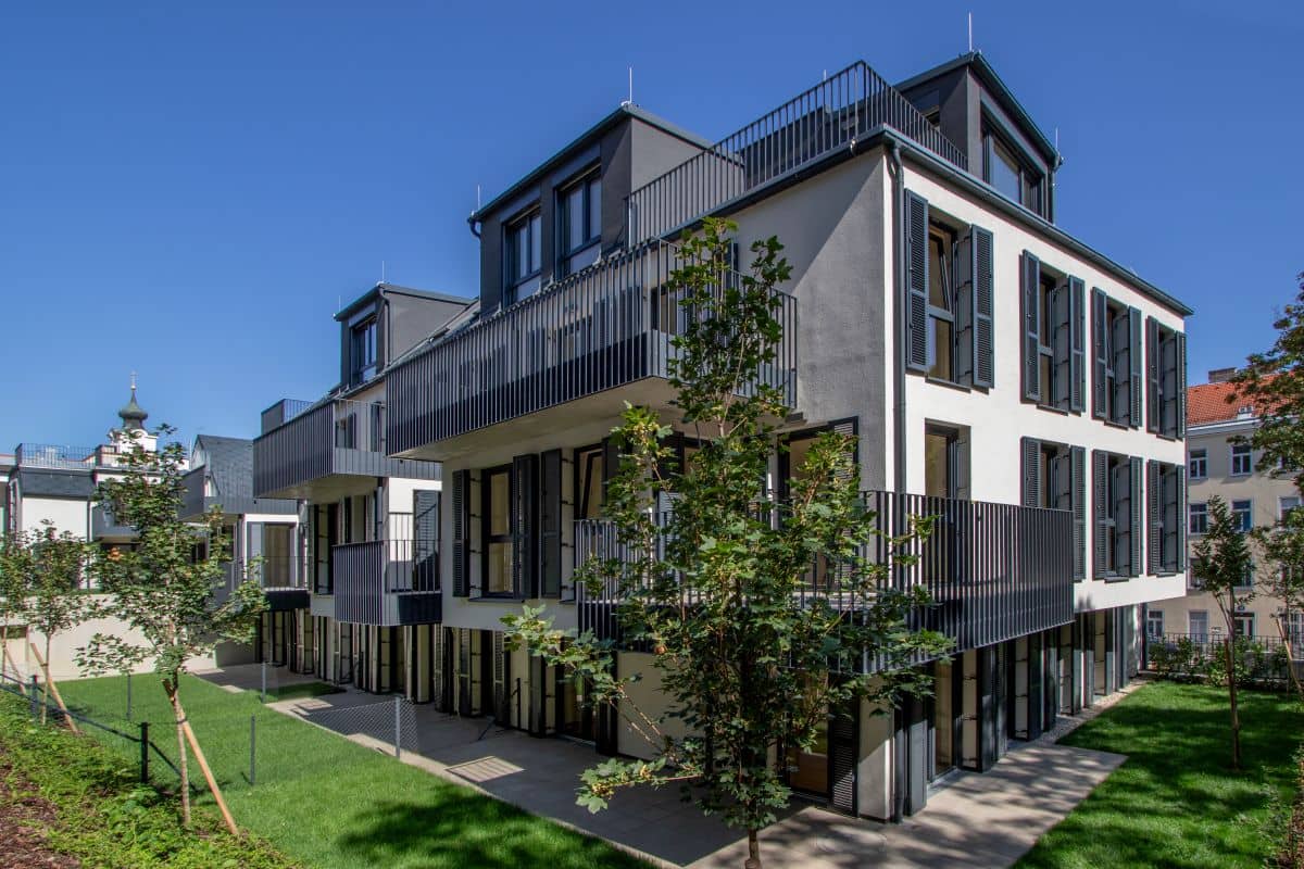 Apartment with garden and terrace in a new build