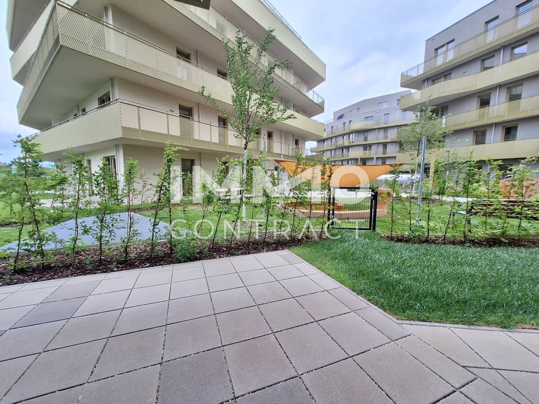 Wohnung Erstbezug mit Privatgarten in naturnaher Lage