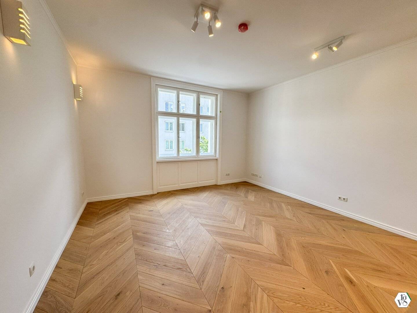 Erstbezug Altbauwohnung mit Lift