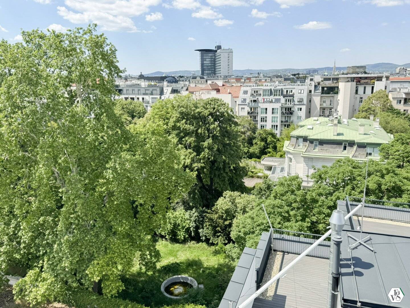 Dachgeschosswohnung Erstbezug mit vier Terrassen