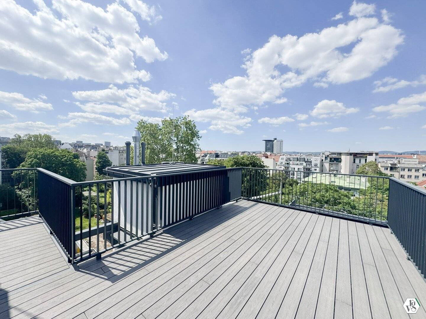Dachgeschosswohnung Erstbezug mit vier Terrassen
