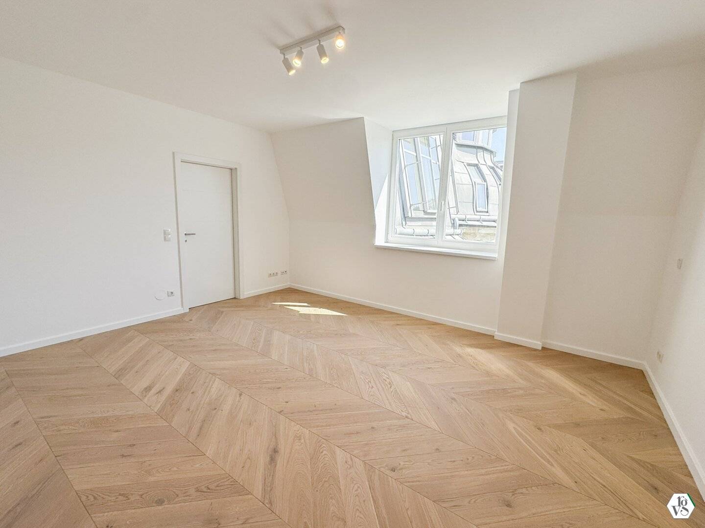 Dachgeschosswohnung Erstbezug Terrasse Parklage