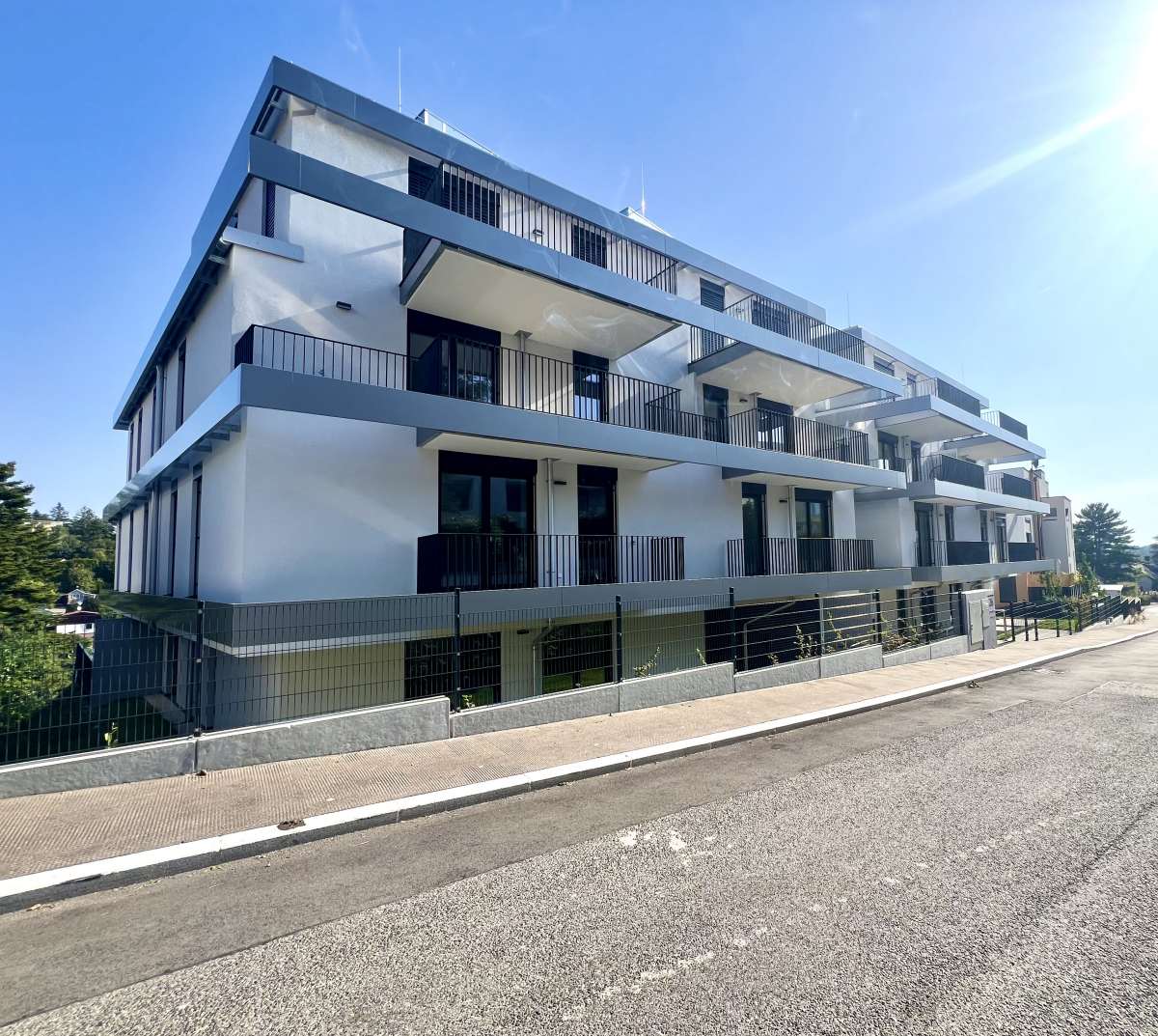 Neubau Erdgeschosswohnung mit Garten und Terrasse