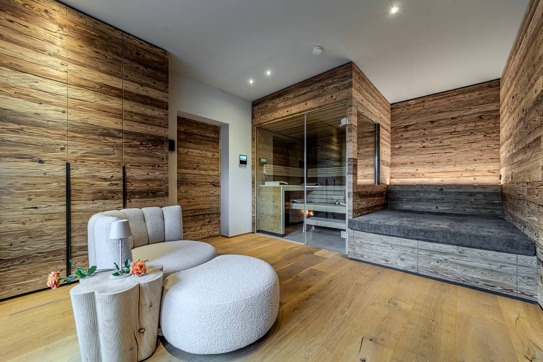 Edle Chalets in „Ski-in & Ski-out“-Lage mit imposanten Kaiserblick