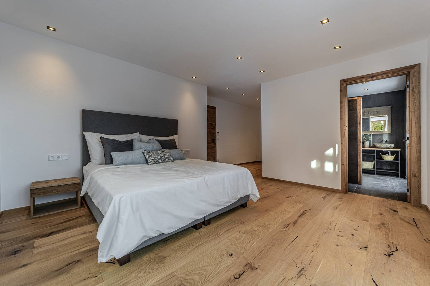 Luxus-Chalet in Fieberbrunn mit Outdoor-Pool, Panoramablick auf Alpen