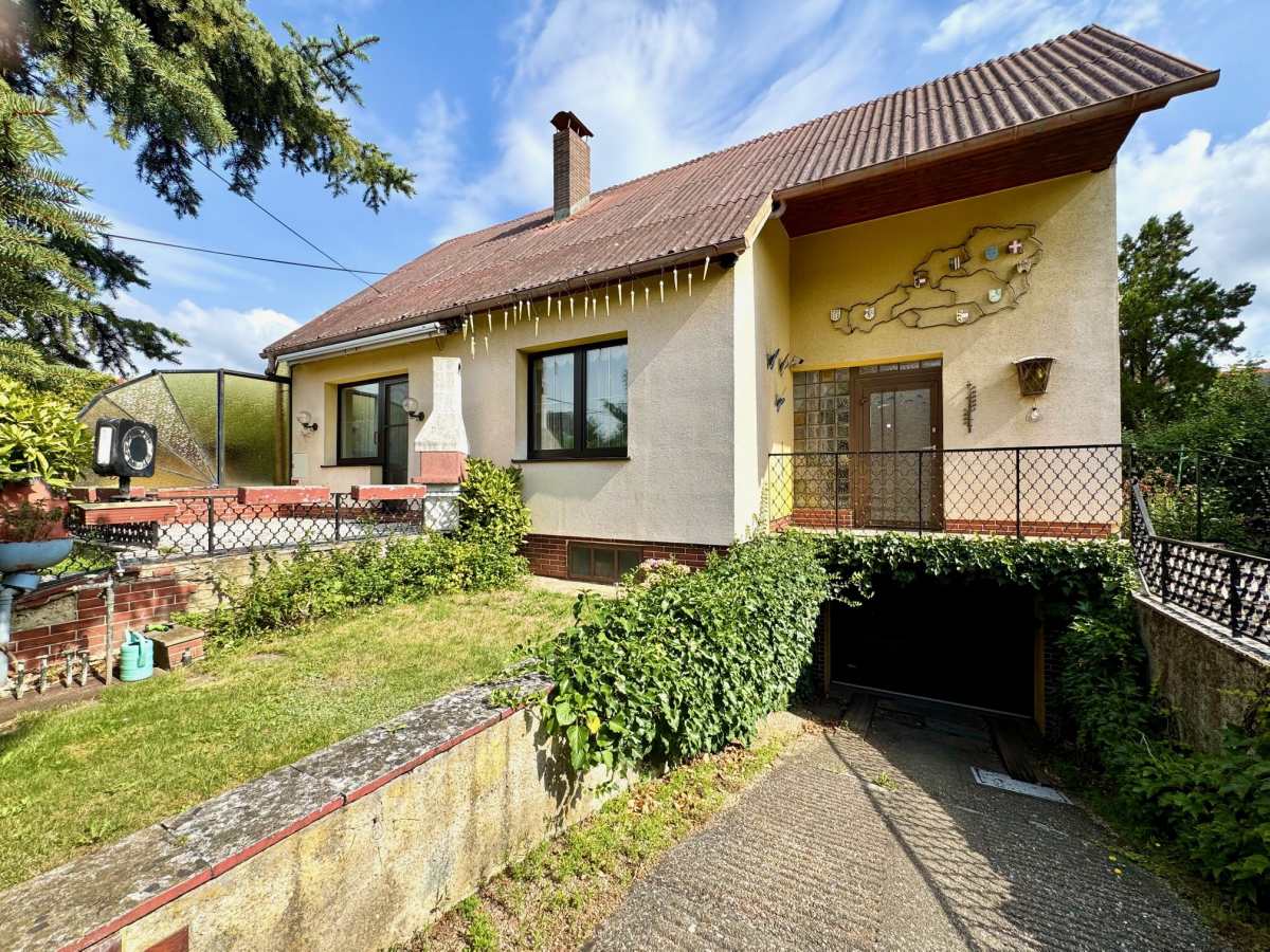 ++ NEU ++ CHARMANTES EINFAMILIENHAUS ++ in KAPELLERFELD