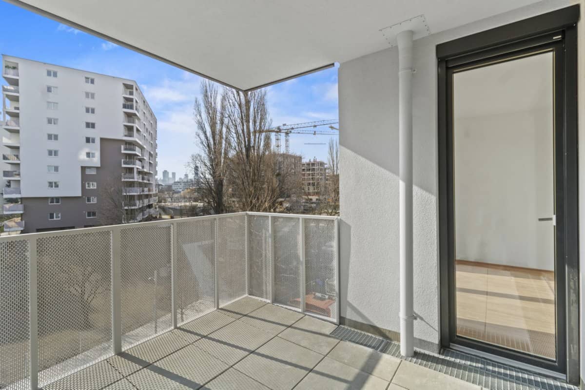 Wohnung Neubau U1 Kagraner Platz zwei Balkone