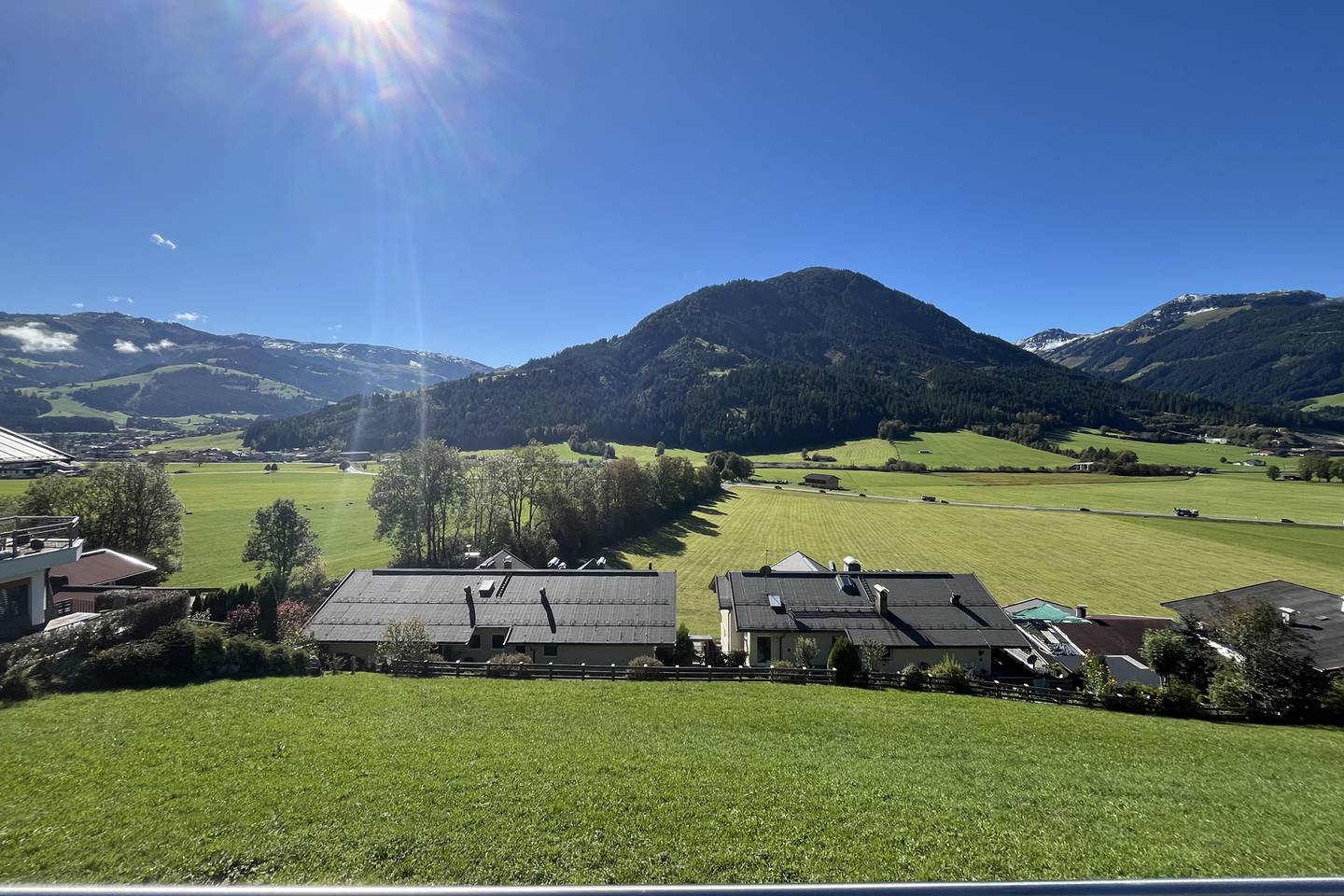 Sonniges Baugrundstück mit Panoramablick in Kirchberg