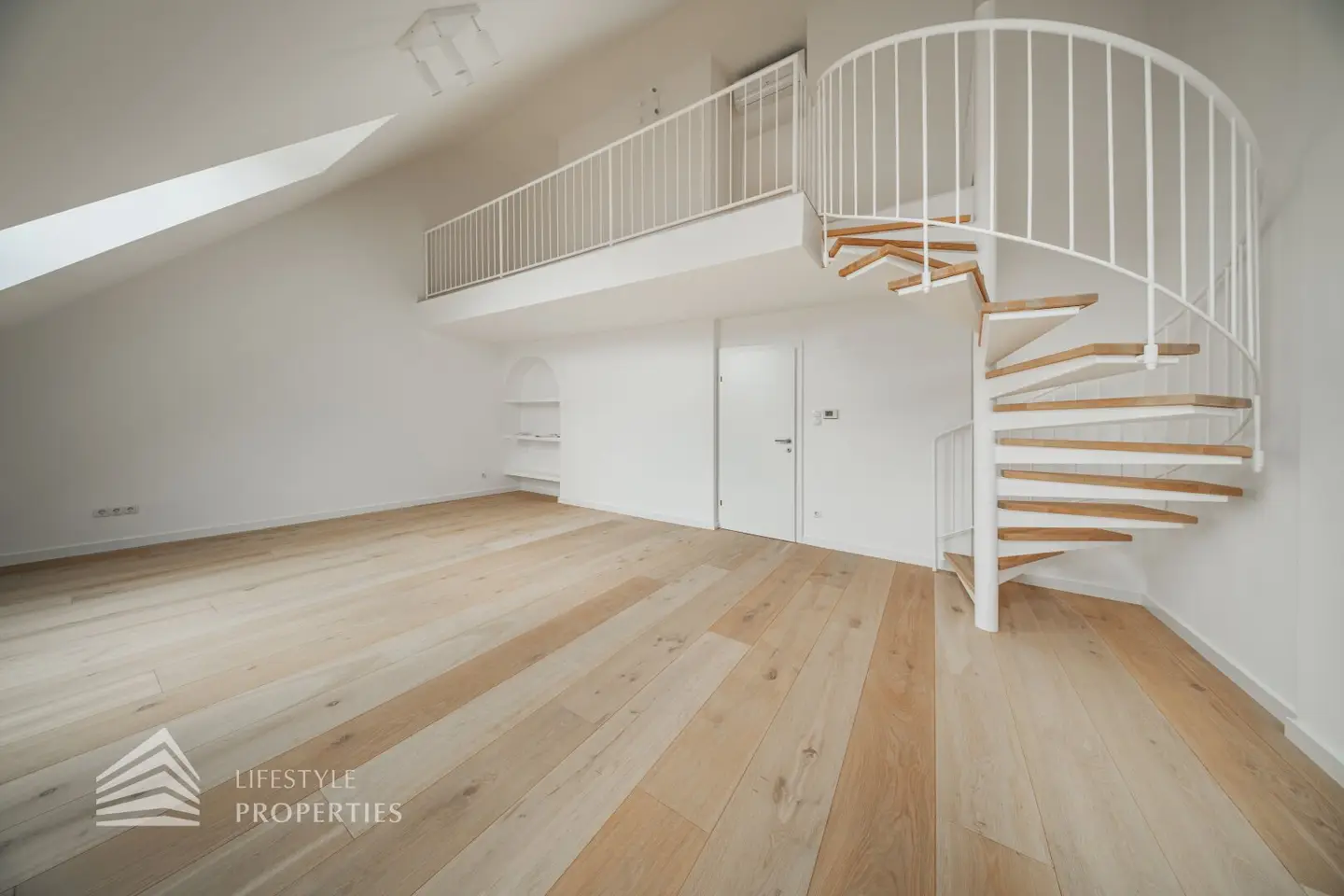 Maisonettewohnung hell modernisiert