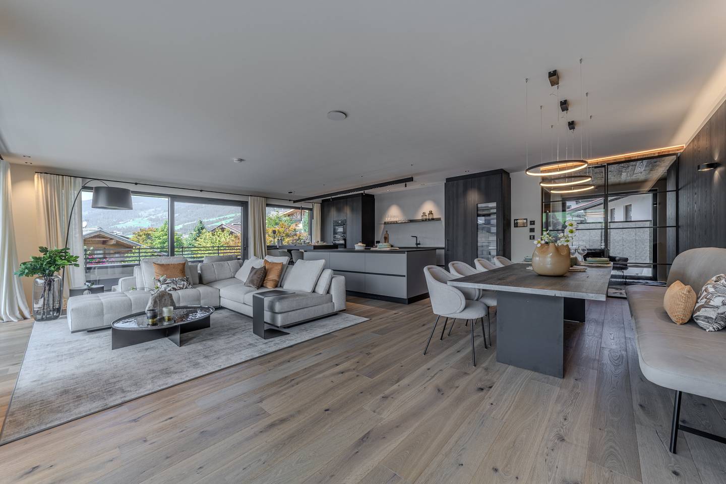 Apartment with panoramic view and private sauna