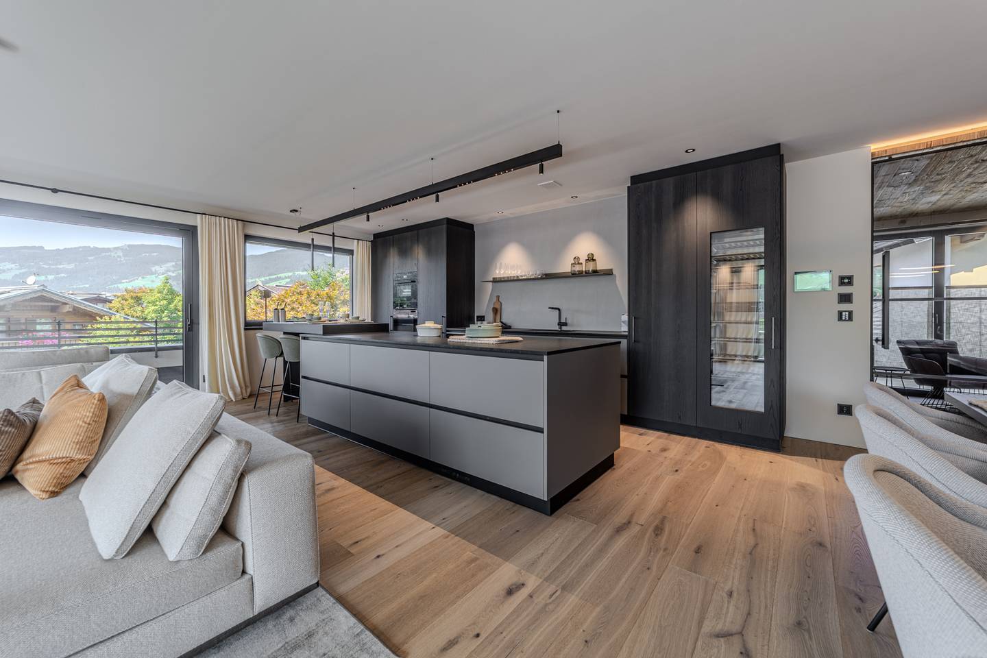 Apartment with panoramic view and private sauna