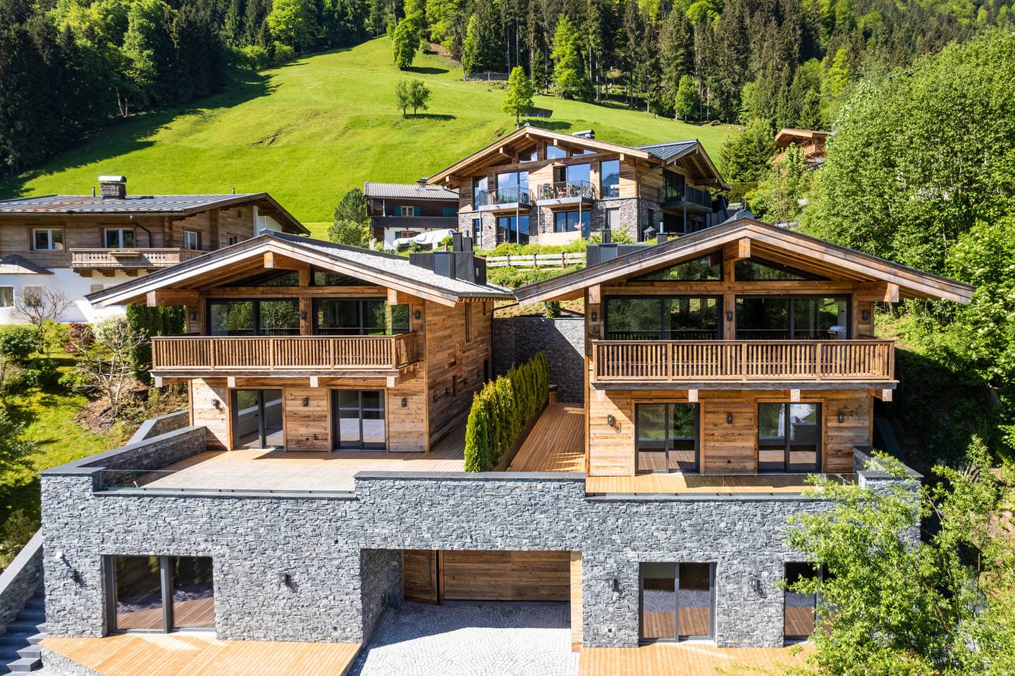 Neubauluxuschalet in begehrter Lage von Kitzbühel
