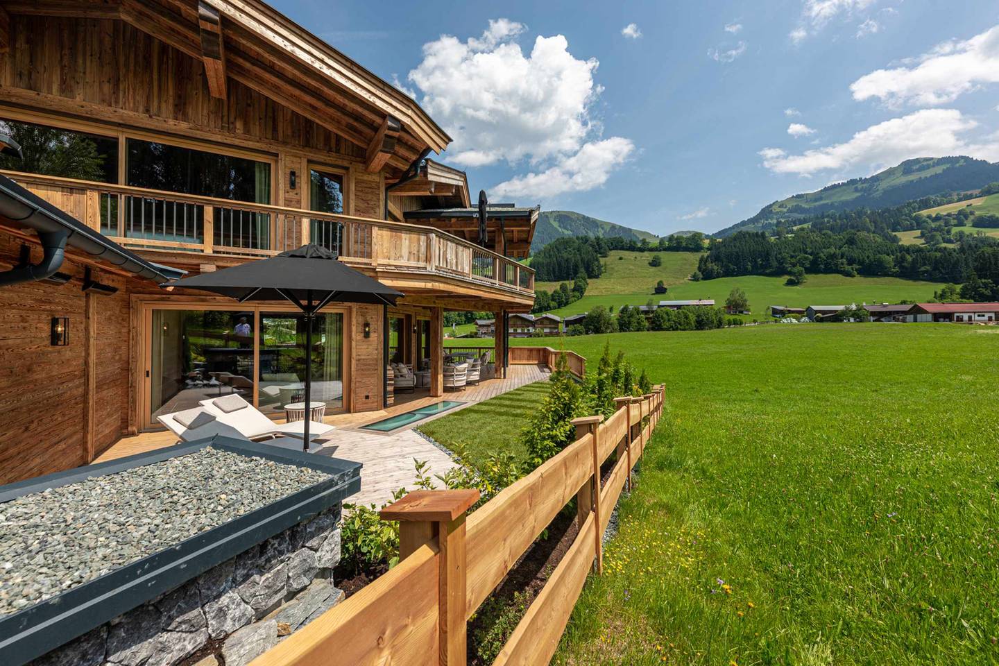 Maisonettewohnung Garten und Kaiserblick