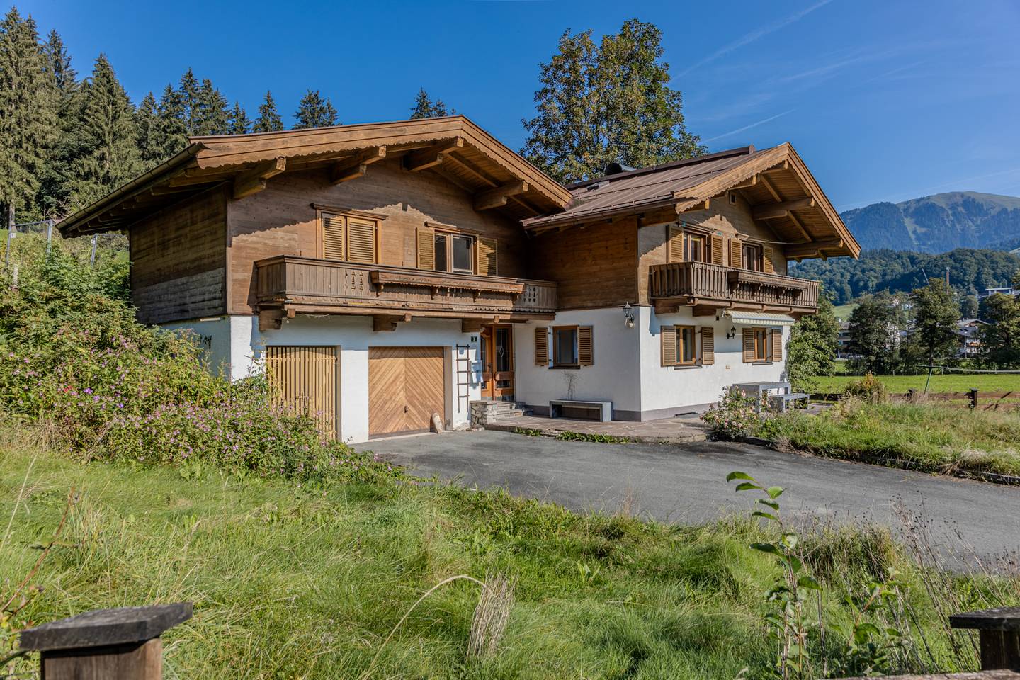Repräsentatives Grundstück mit Panoramablick in Ruhelage