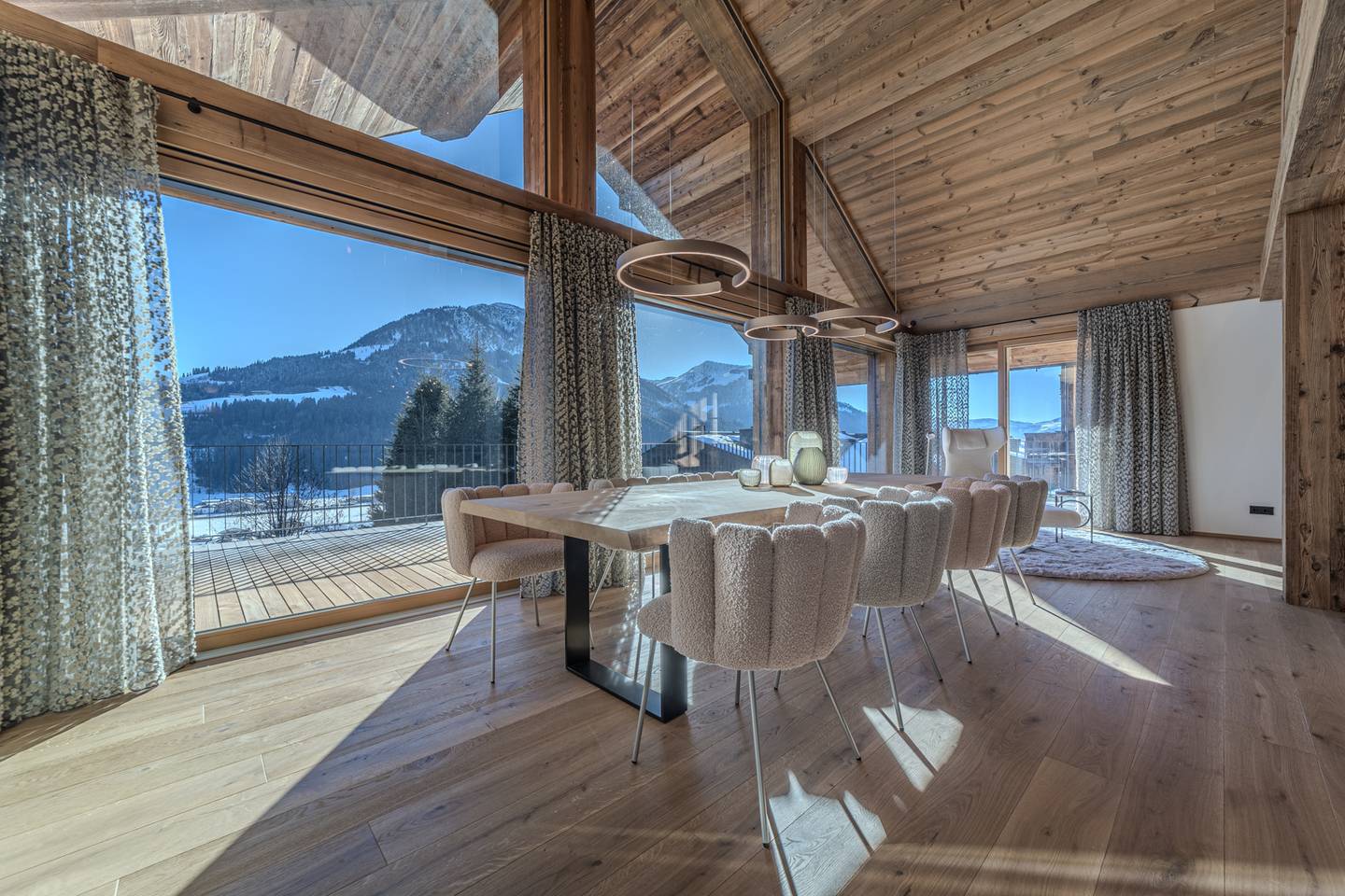 Penthouse mit unverbaubarem Bergblick und Sauna