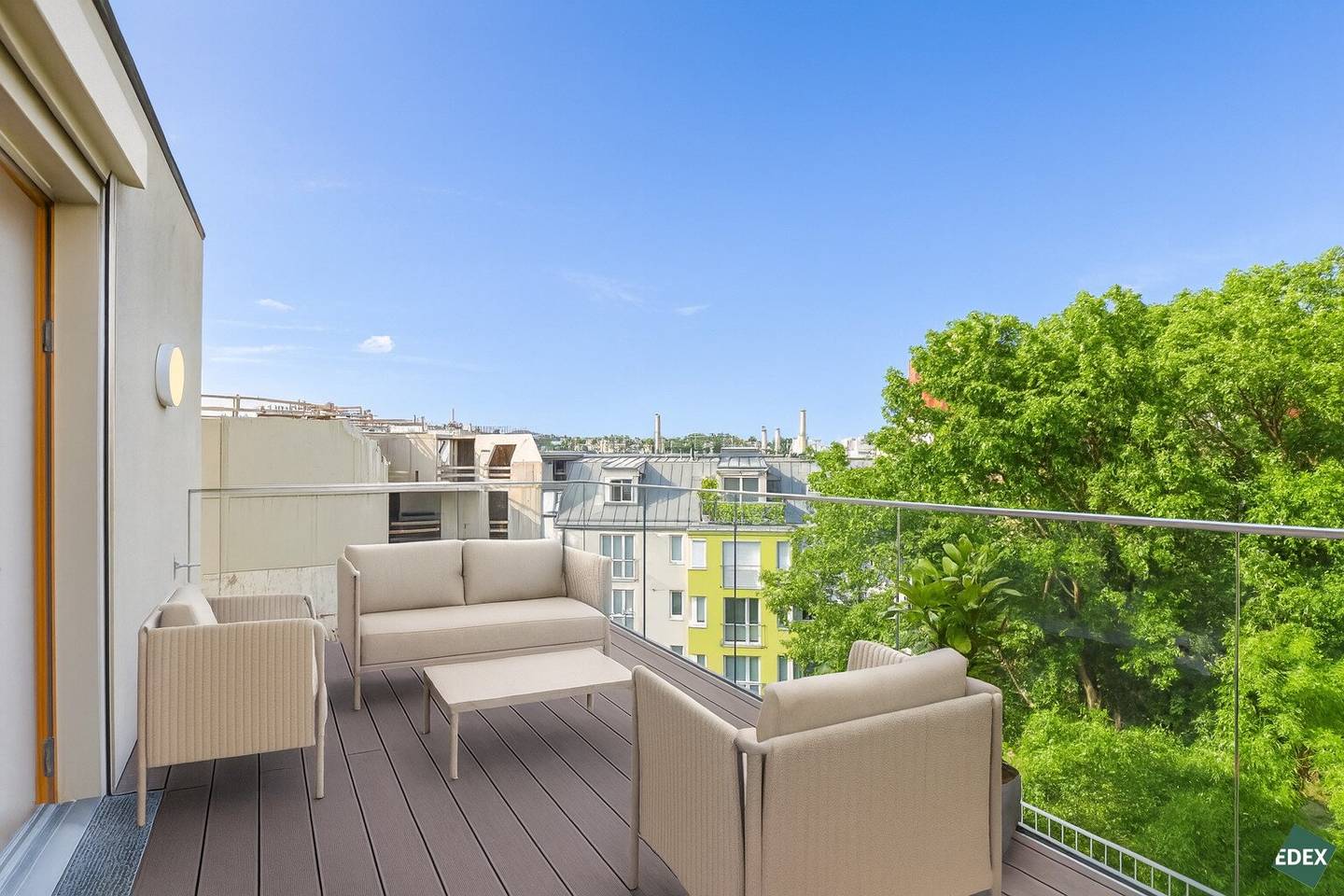 Penthouse with two terraces first occupancy
