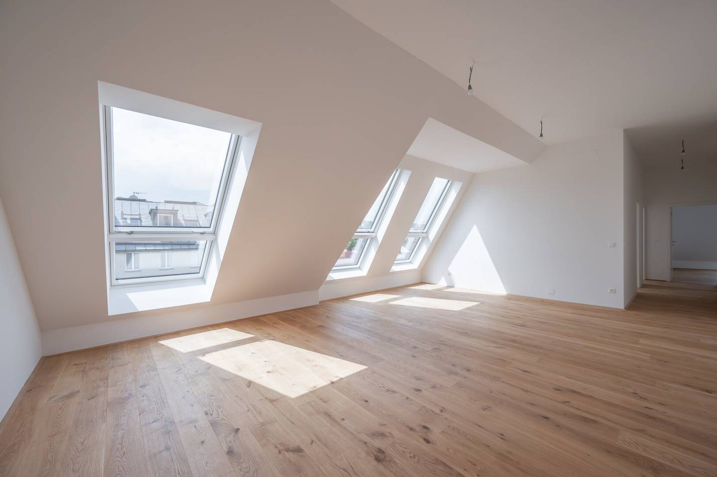 FonteFlats Fantastic 4 room attic first occupancy with great rooftop terrace