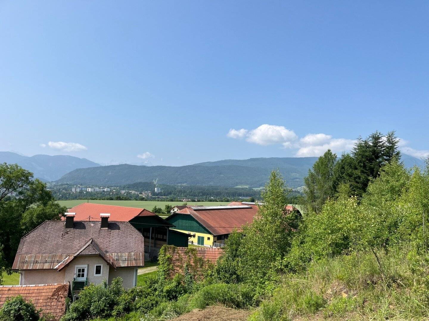 Sonniges Grundstück in Villach-Vassach mit Berg- und Weitblick