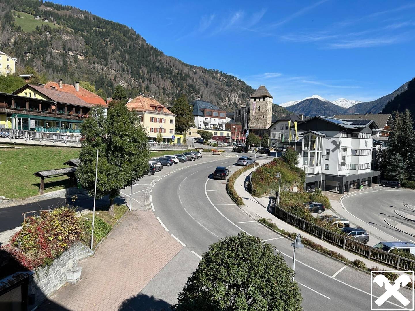 Mehrfamilienhaus in Winklern im Mölltal: 6 Wohnungen & 3 Gewerbeflächen