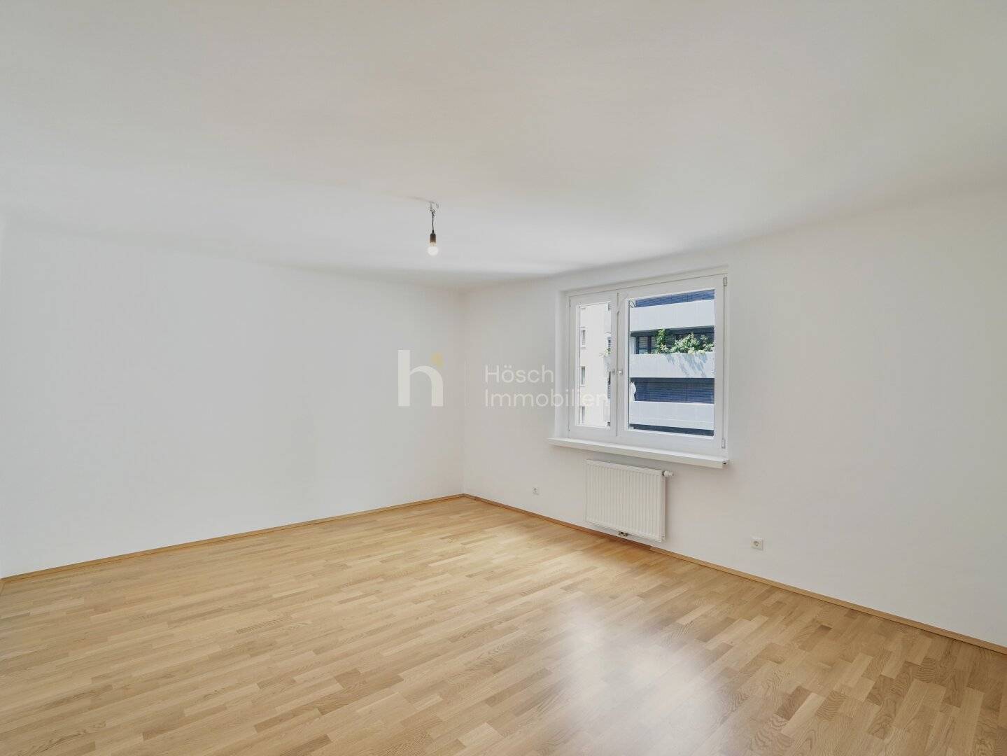 Apartment near the Old Danube with balcony