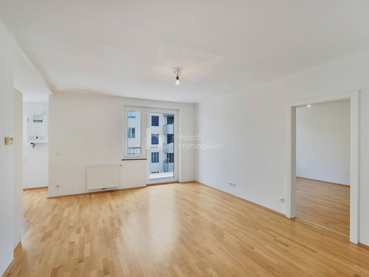 Apartment near the Old Danube with balcony