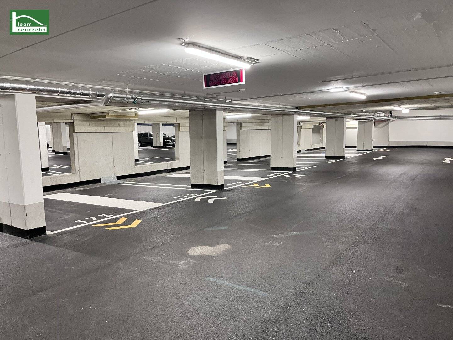 Entspanntes Wohnen in Grünruhelage: Tolle Grundrisse, Einbauküche und Freifläche