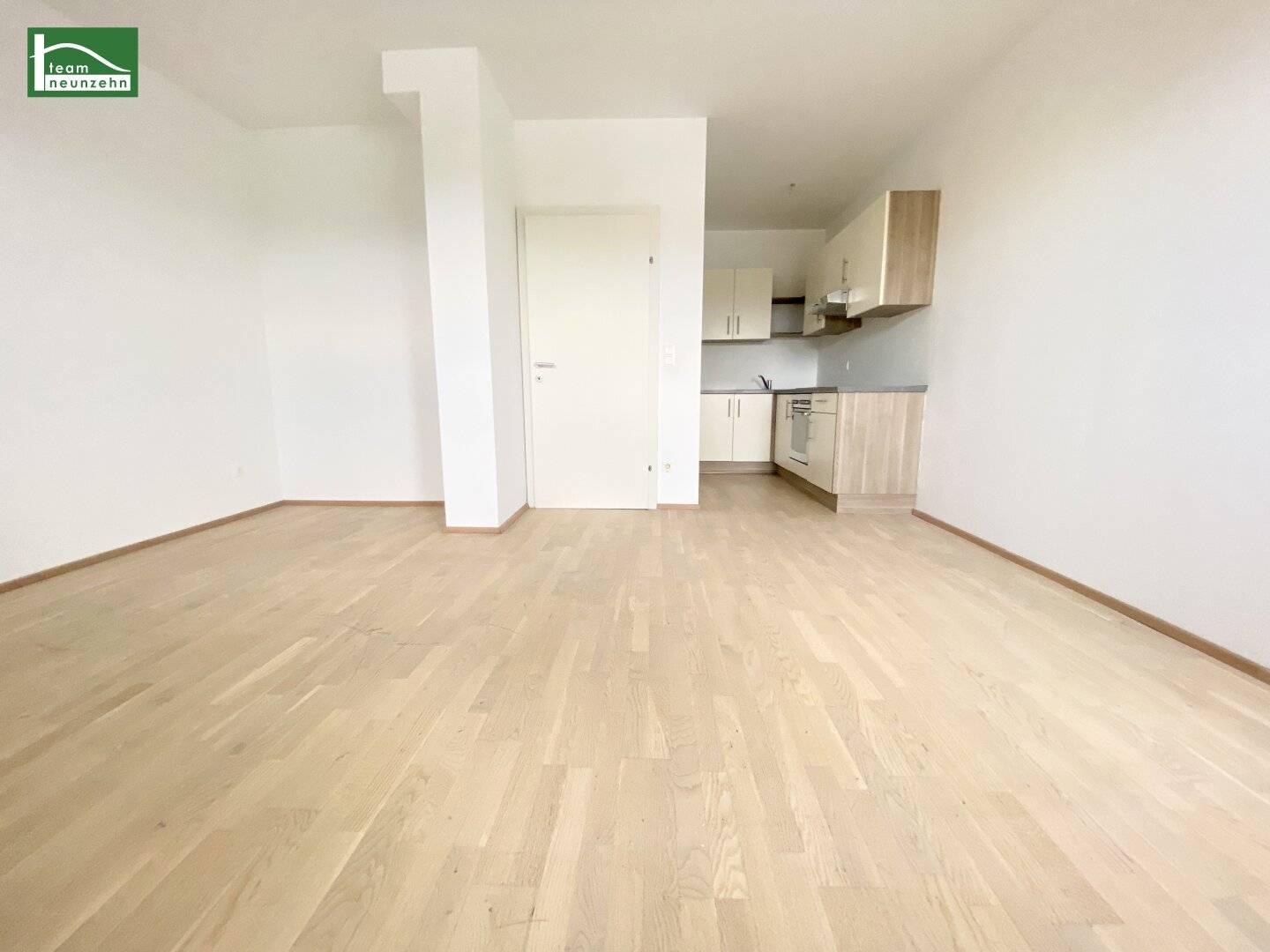 INVESTMENT-WOHNUNGSPAKET ZUM ATTRAKTIVEN PREIS! 5 WOHNUNGEN in gebrauchtem Neubauhaus!