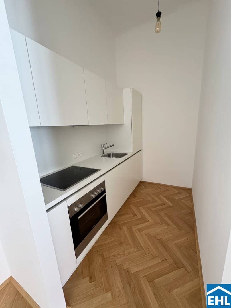 Apartment near Jakominiplatz with fitted kitchen