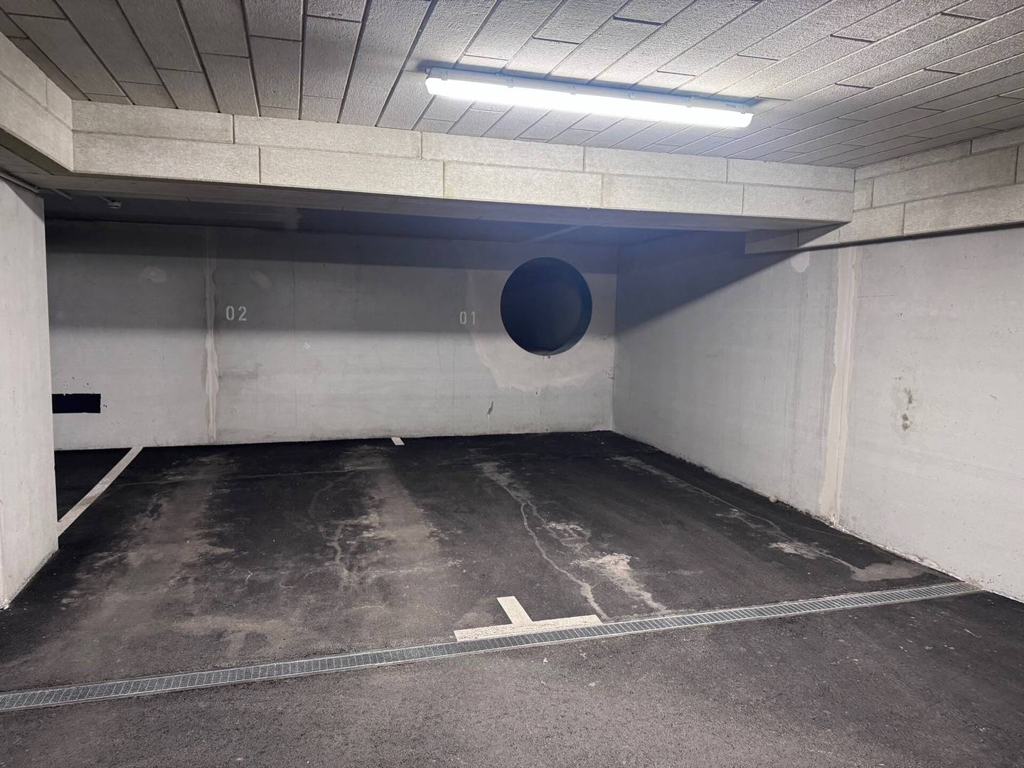 Freier Tiefgaragen-Stellplatz in ANNINGER VIEW, Hinterbrühl