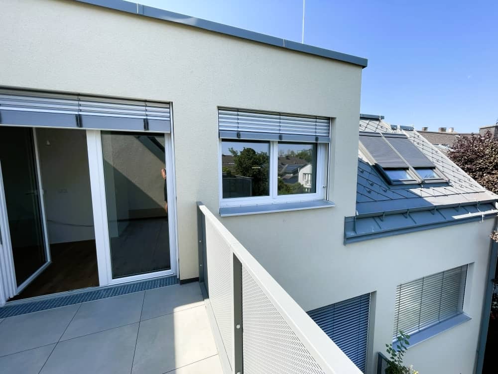 Attic apartment with loggia and green view