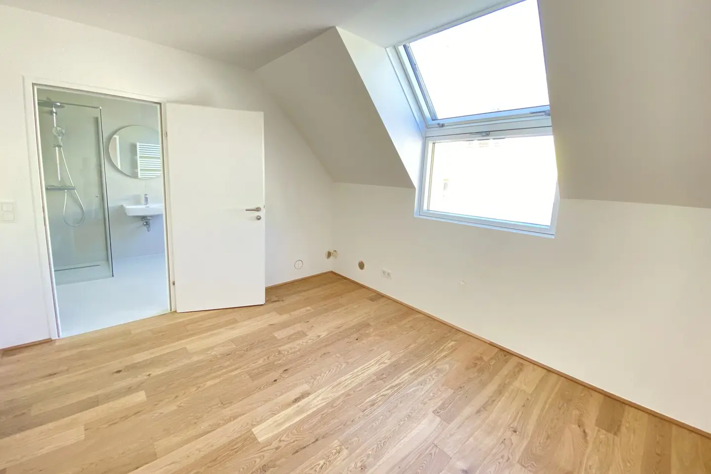 Dachgeschosswohnung mit Dachterrasse Erstbezug